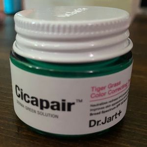Brand New Never Used Dr.Jart Tigergrass Colorcorrecting